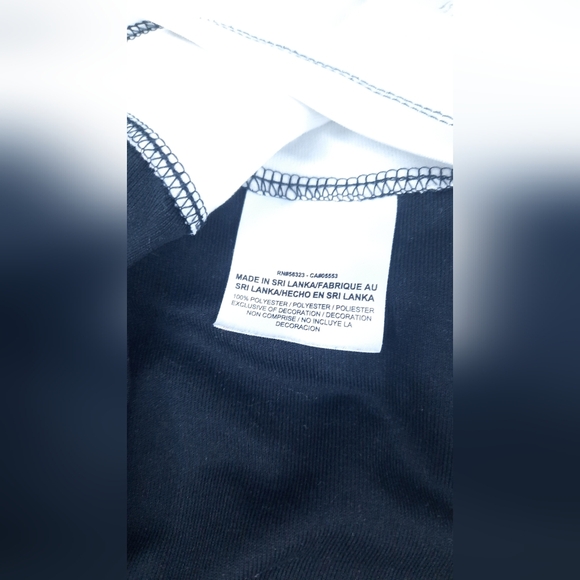 Nike Dri-Fit Soccer Sweatshirt  Medium, Activewear Black Long Sleeve Swoosh‎ - Picture 4 of 9